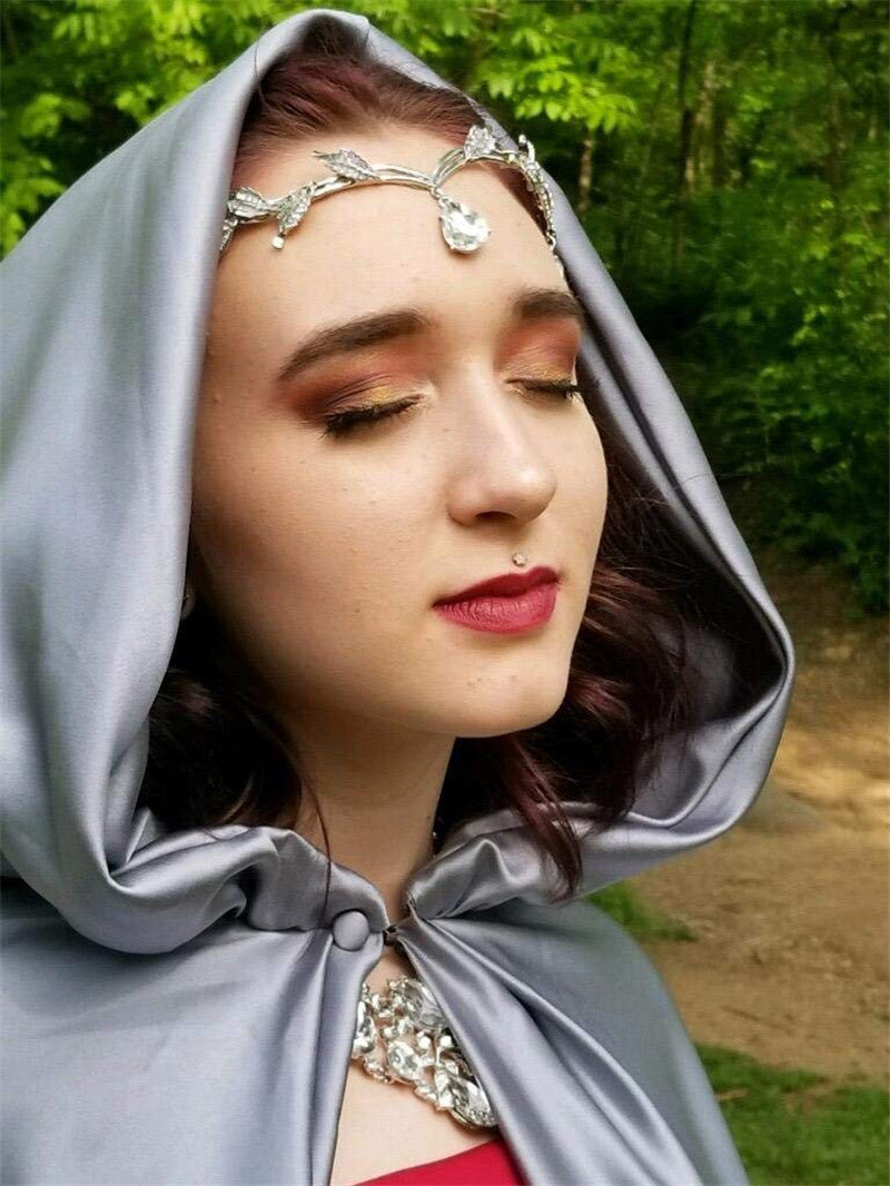 BEAUTELICATE Damen-Hochzeitsumhang mit Kapuze, Brautumhang, Poncho, volle Länge (mehr Farben)