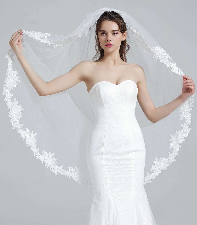 Wedding Bridal Veil with Comb 1 Tier Lace Applique Edge Waltz Length 50"-V70