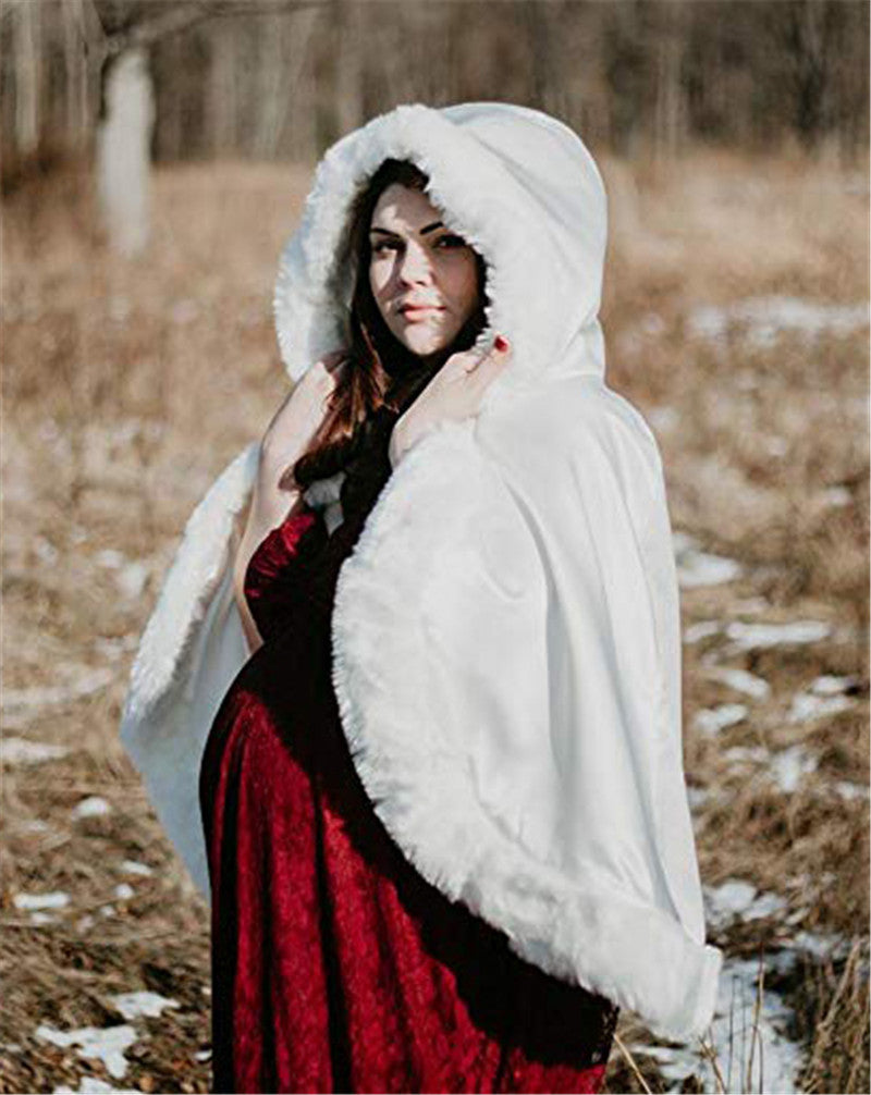 Hochzeitsumhang mit Kapuze für die Braut, Winter, wendbar, mit Pelzbesatz, kostenloser Handmuff, hüftlang, 18 Farben von BEAUTELICATE 