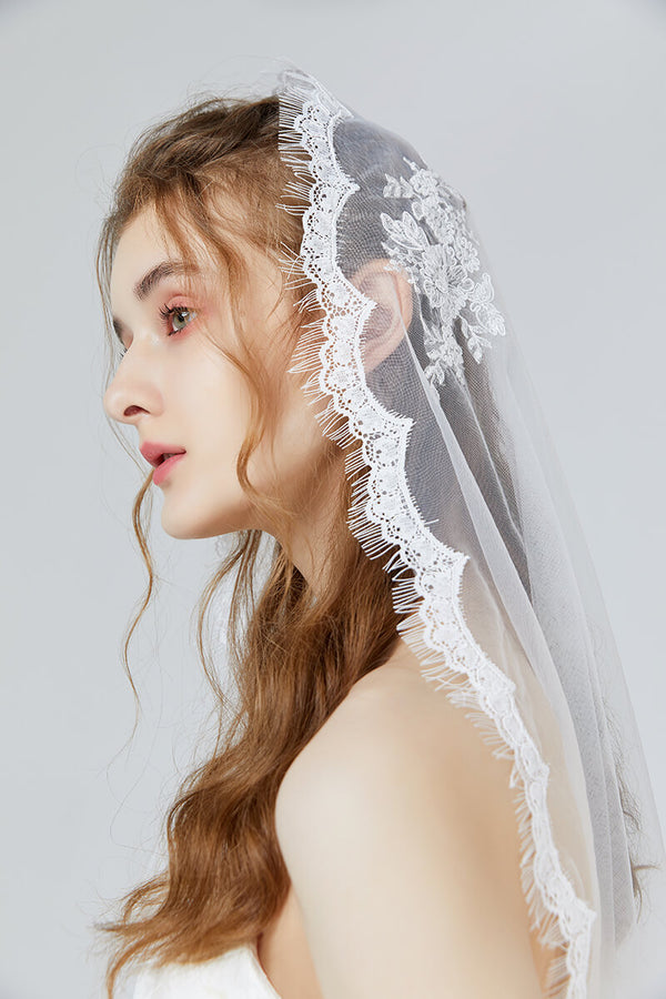wedding-veil-bridal-mantilla-Juliet-cap-veil-bride-ivory-white-fingertip-chapel-cathedral