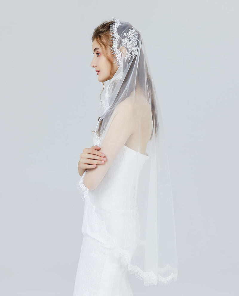 wedding-veil-bridal-mantilla-Juliet-cap-veil-bride-ivory-white-fingertip-chapel-cathedral