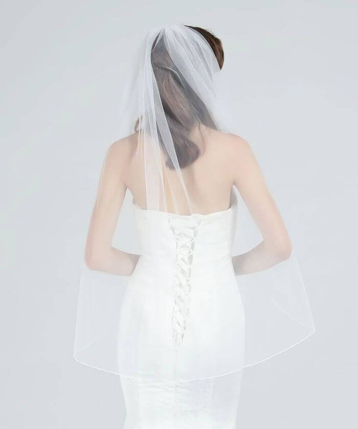 veil-wedding-bridal-ivory-white-elbow-fingertip-knee-waltz-cathedral-chapel-length-1-tier-Long-short-3m-blusher