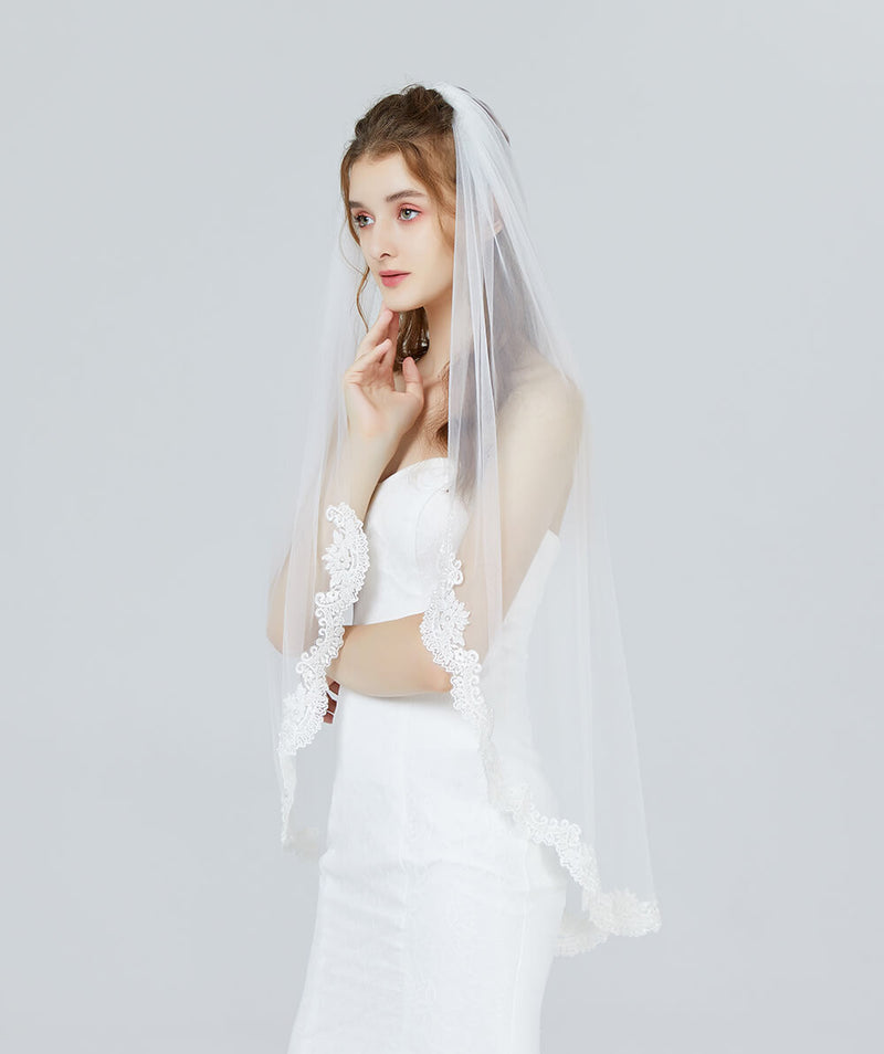 Womens Fingertip Length Pearl Wedding Bridal Veil With Comb 